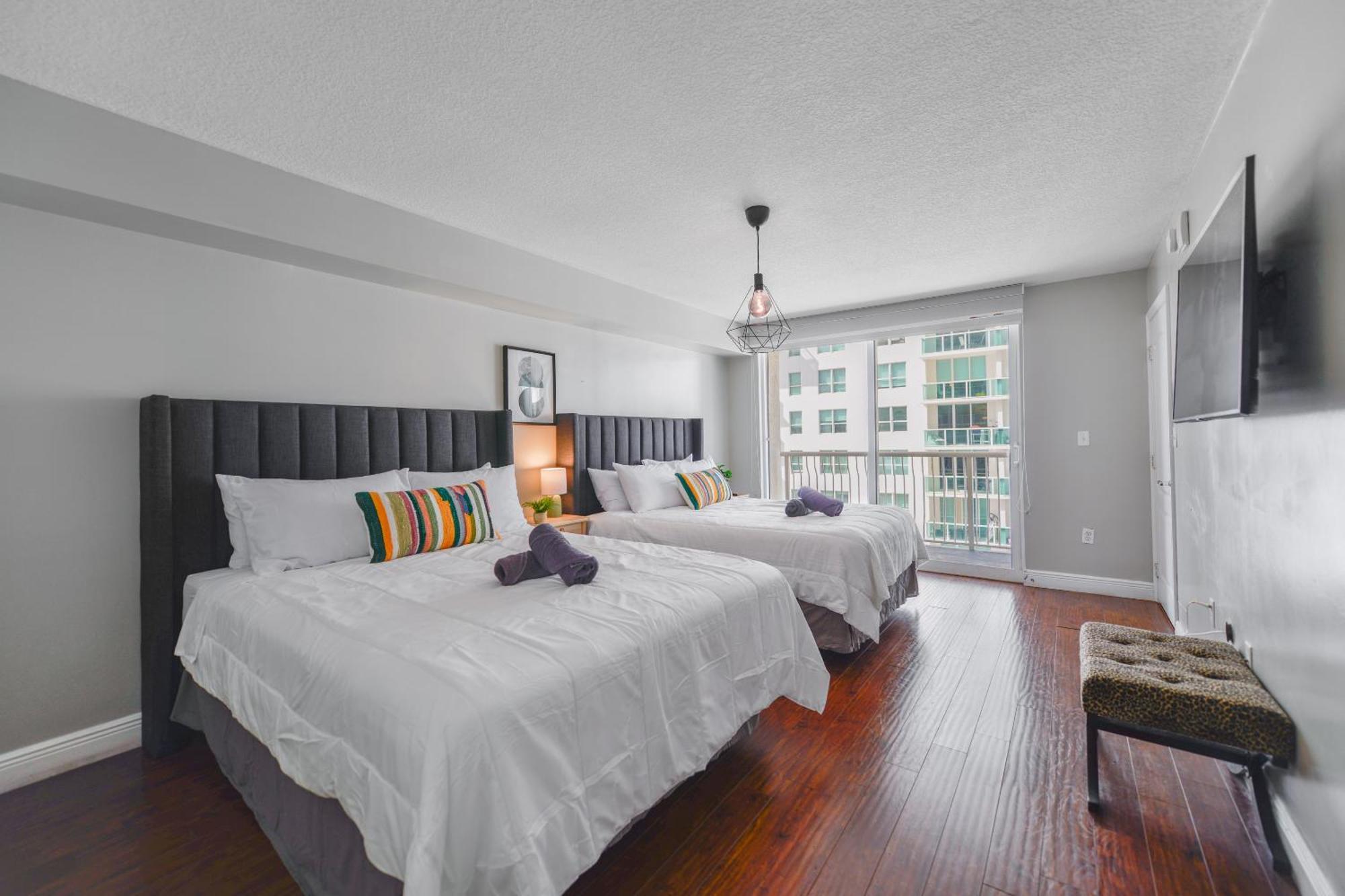 Amazing 3 Bedroom Condo At Brickell With Pool Miami Eksteriør bilde