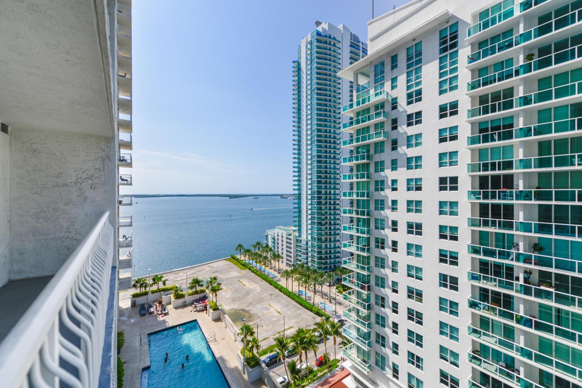 Amazing 3 Bedroom Condo At Brickell With Pool Miami Eksteriør bilde