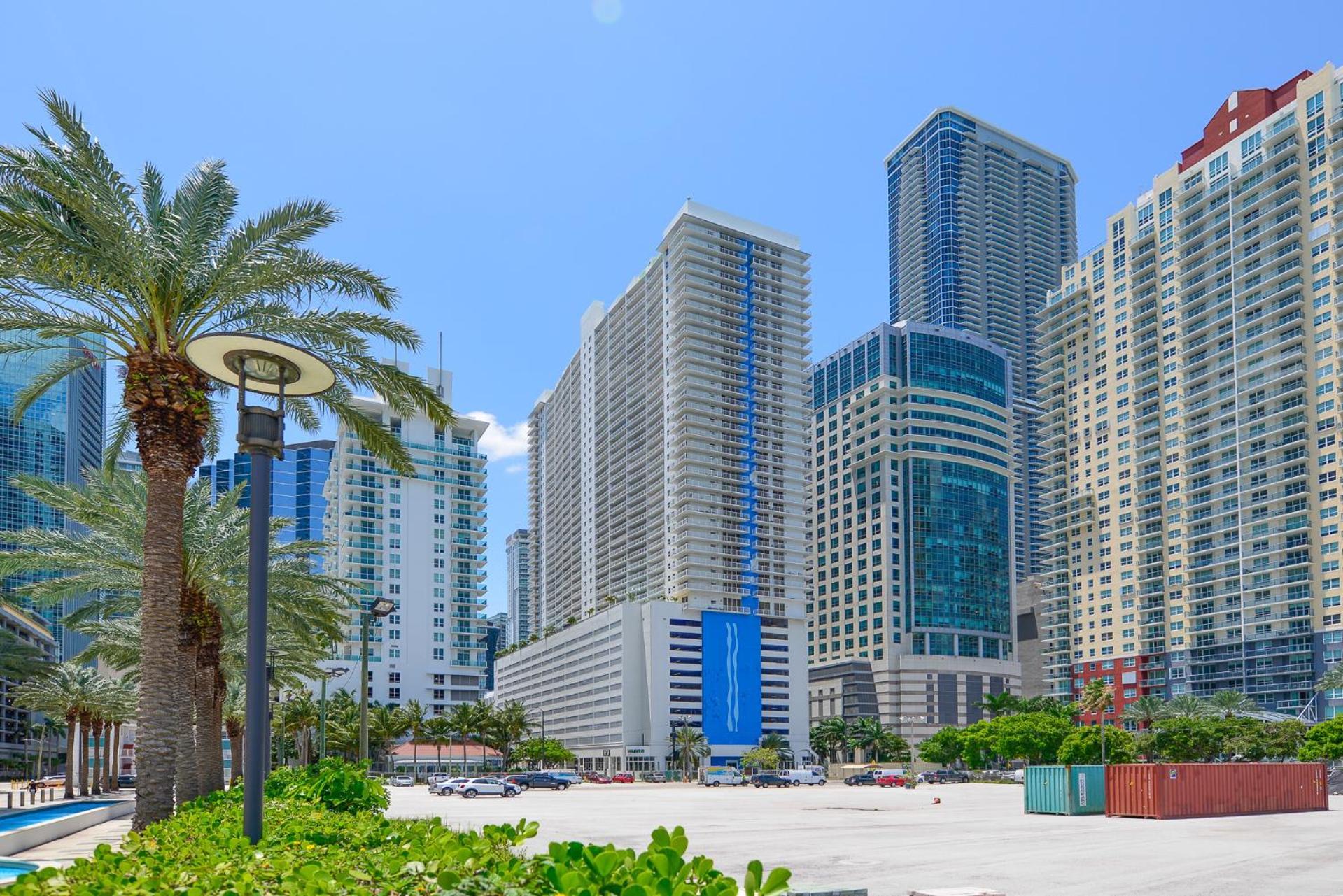 Amazing 3 Bedroom Condo At Brickell With Pool Miami Eksteriør bilde